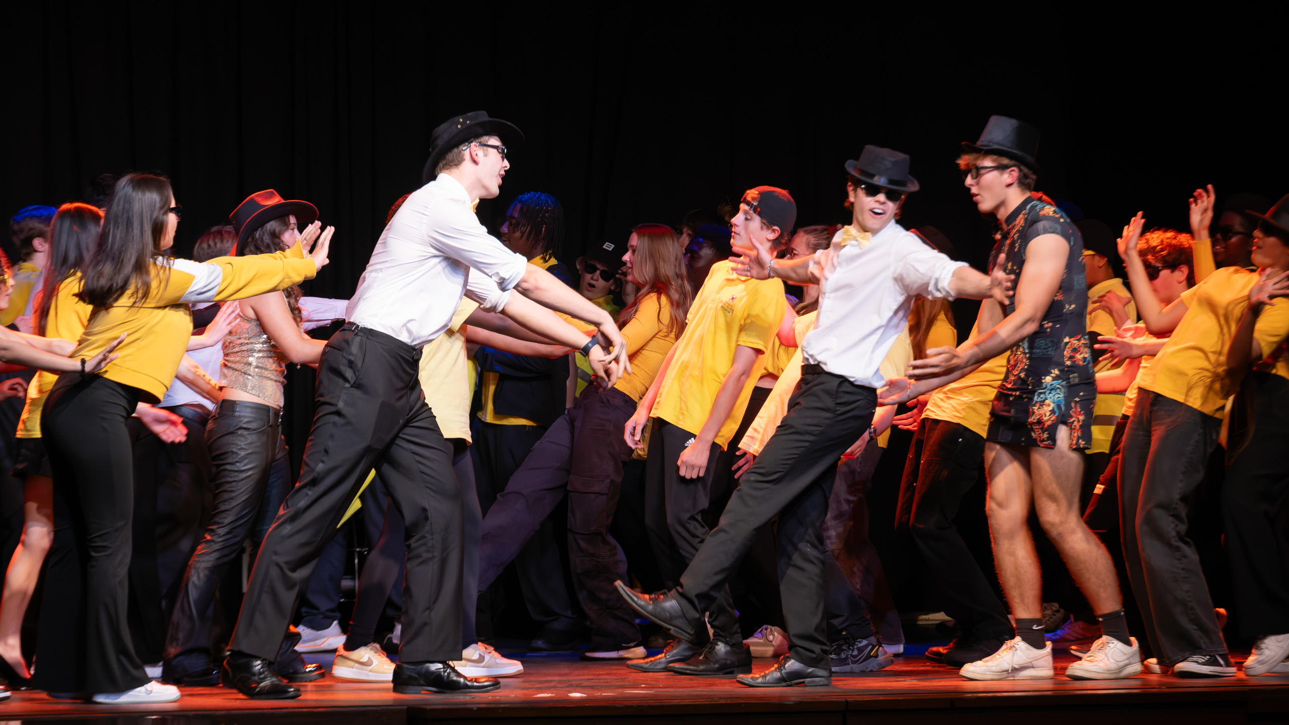 House Music Oct 2025 House Songs (small)-16